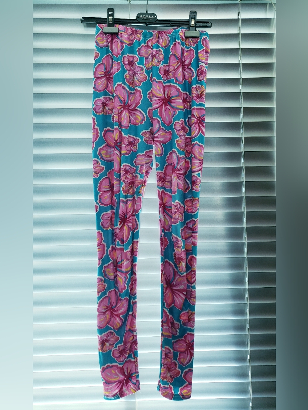 Hibiscus Leggings in Teal and Pink